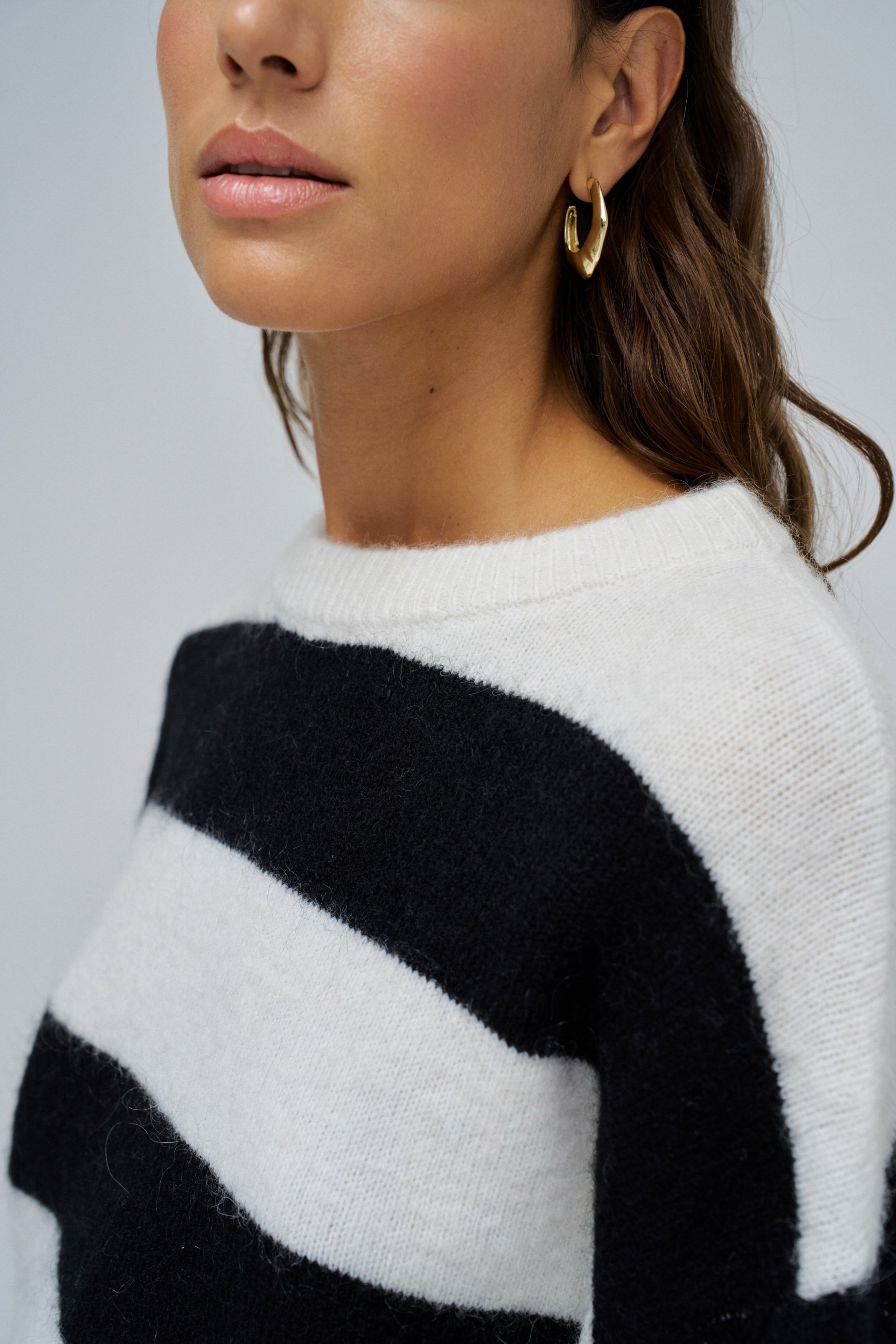 WOLLE UND MOHAIR GESTREIFTER PULLOVER