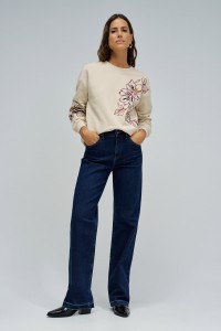 SWEATSHIRT WITH FLORAL EMBROIDERY
