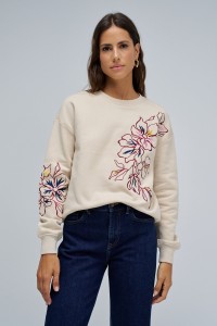 SWEATSHIRT WITH FLORAL EMBROIDERY