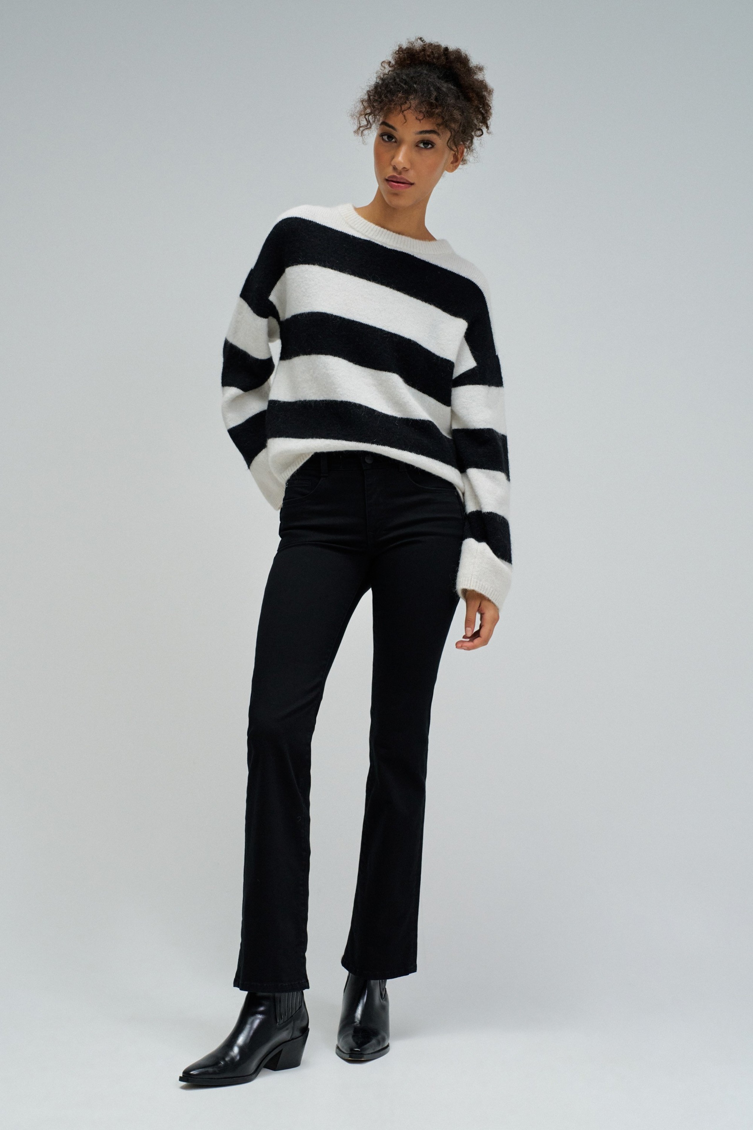 JEANS GEHEIMNIS PUSH IN BOOTCUT