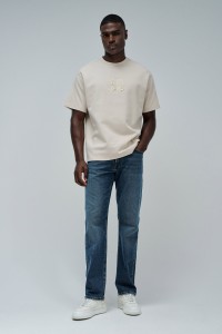 T-SHIRT AVEC BRANDING