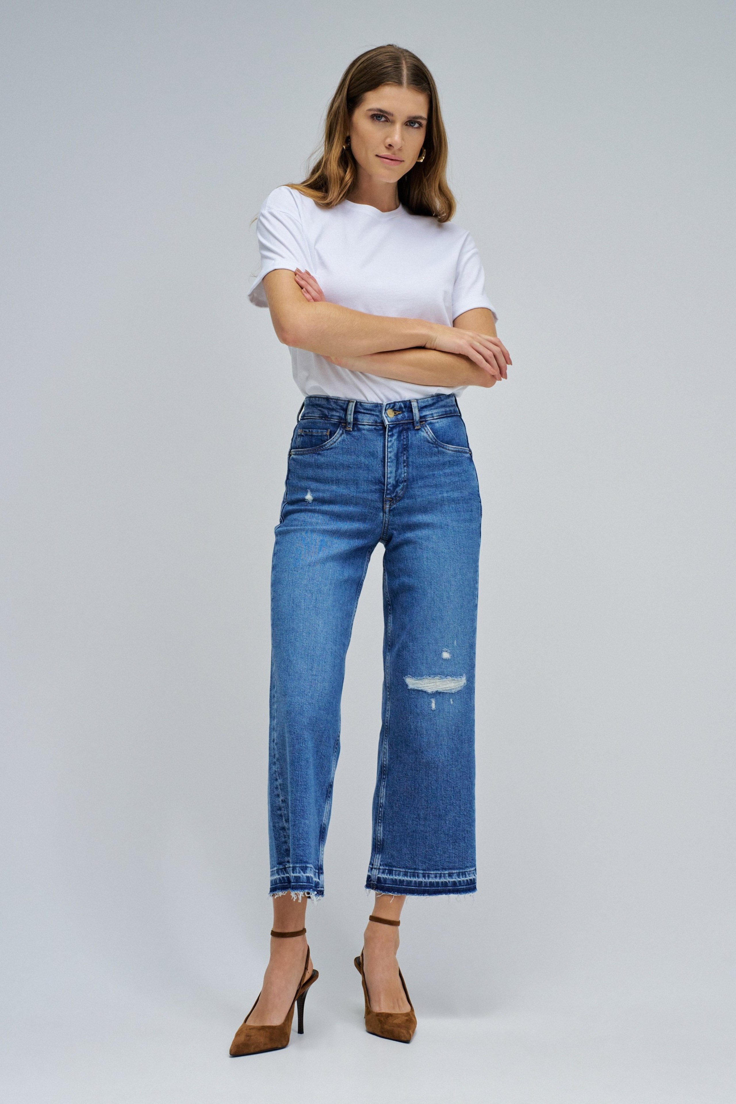 FAITH PUSH IN CROPPED STRAIGHT JEANS