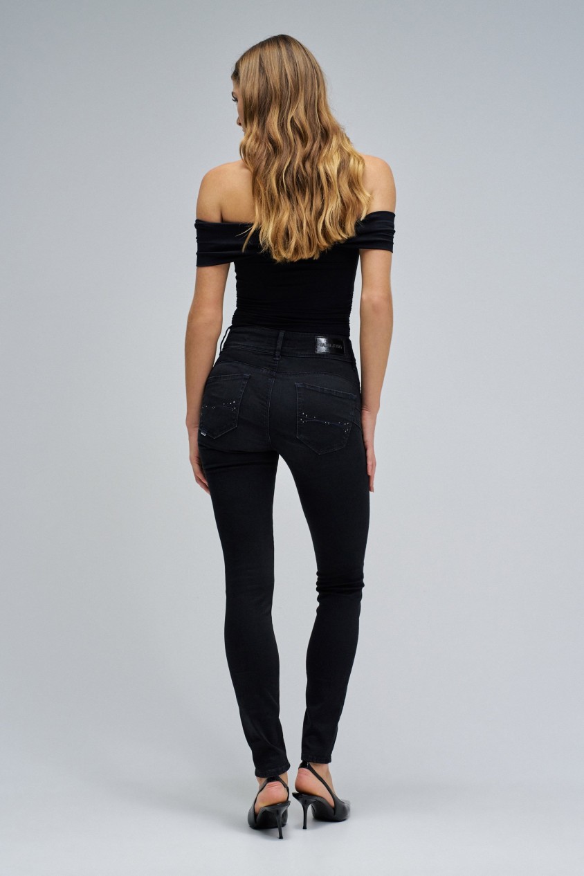 SECRET PUSH IN SKINNY SOFT TOUCH JEANS