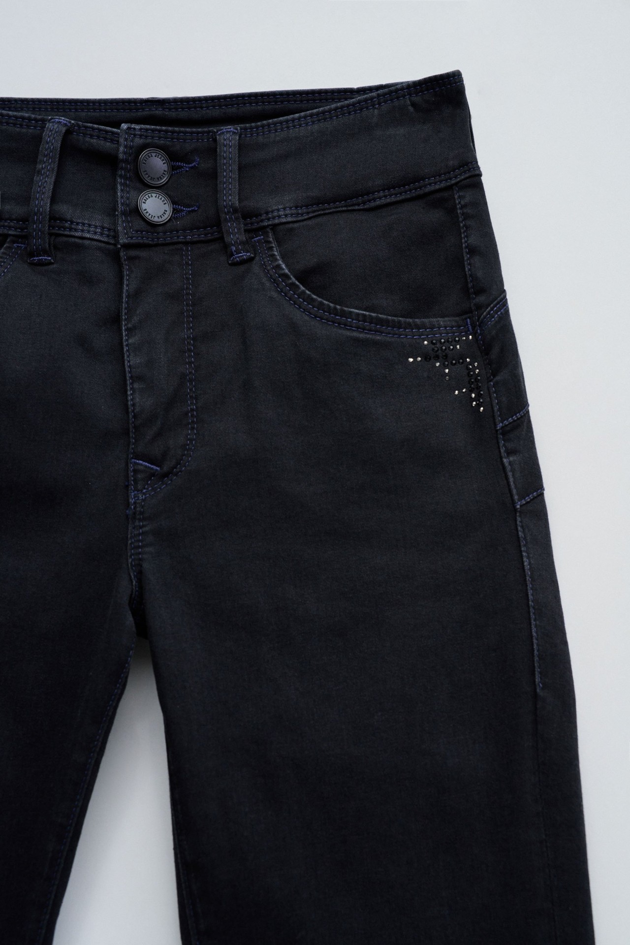 SECRET PUSH IN SKINNY SOFT TOUCH JEANS