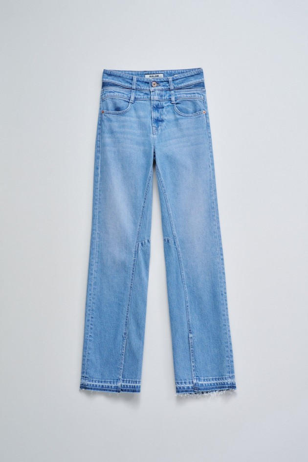 TRUE STRAIGHT JEANS