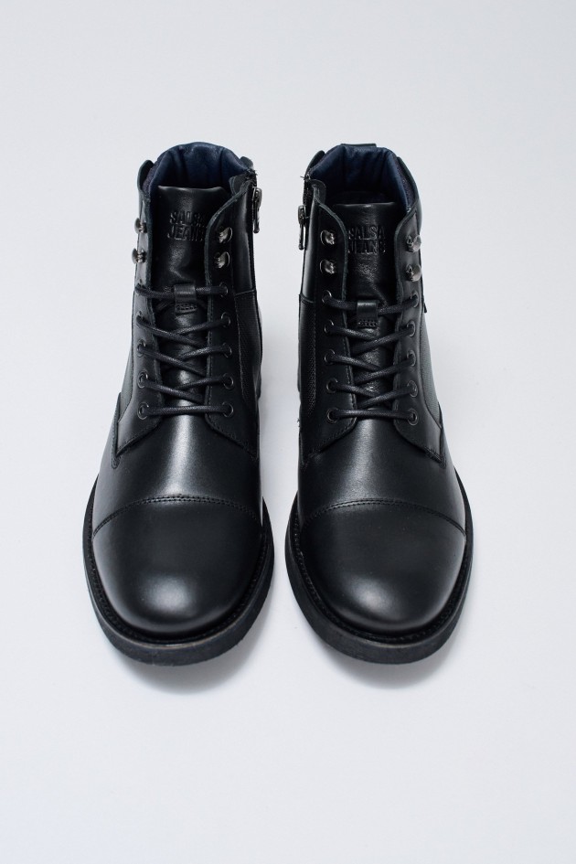 LEATHER LACE-UP BOOTS