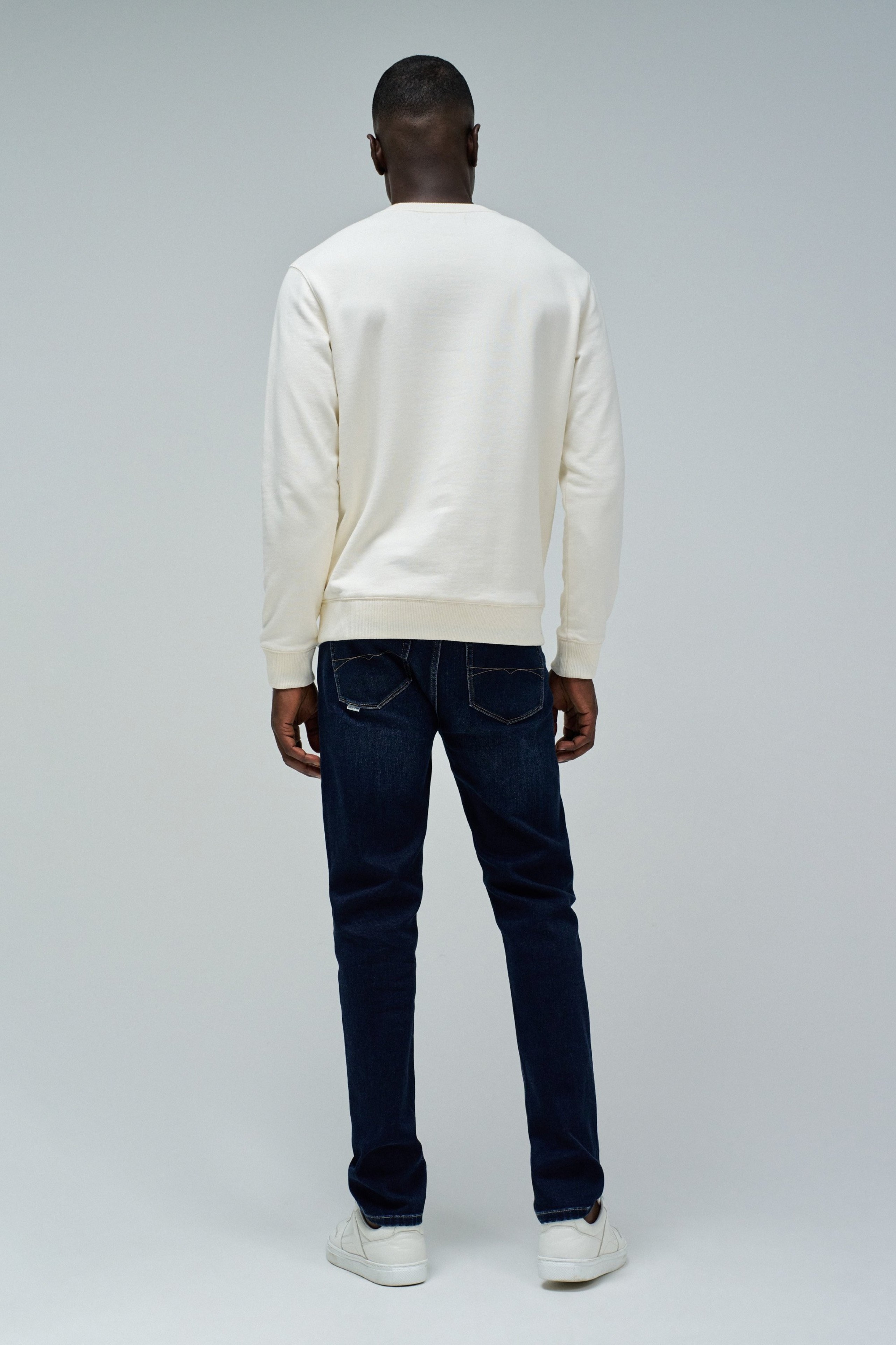 SWEATSHIRT WITH BRANDING