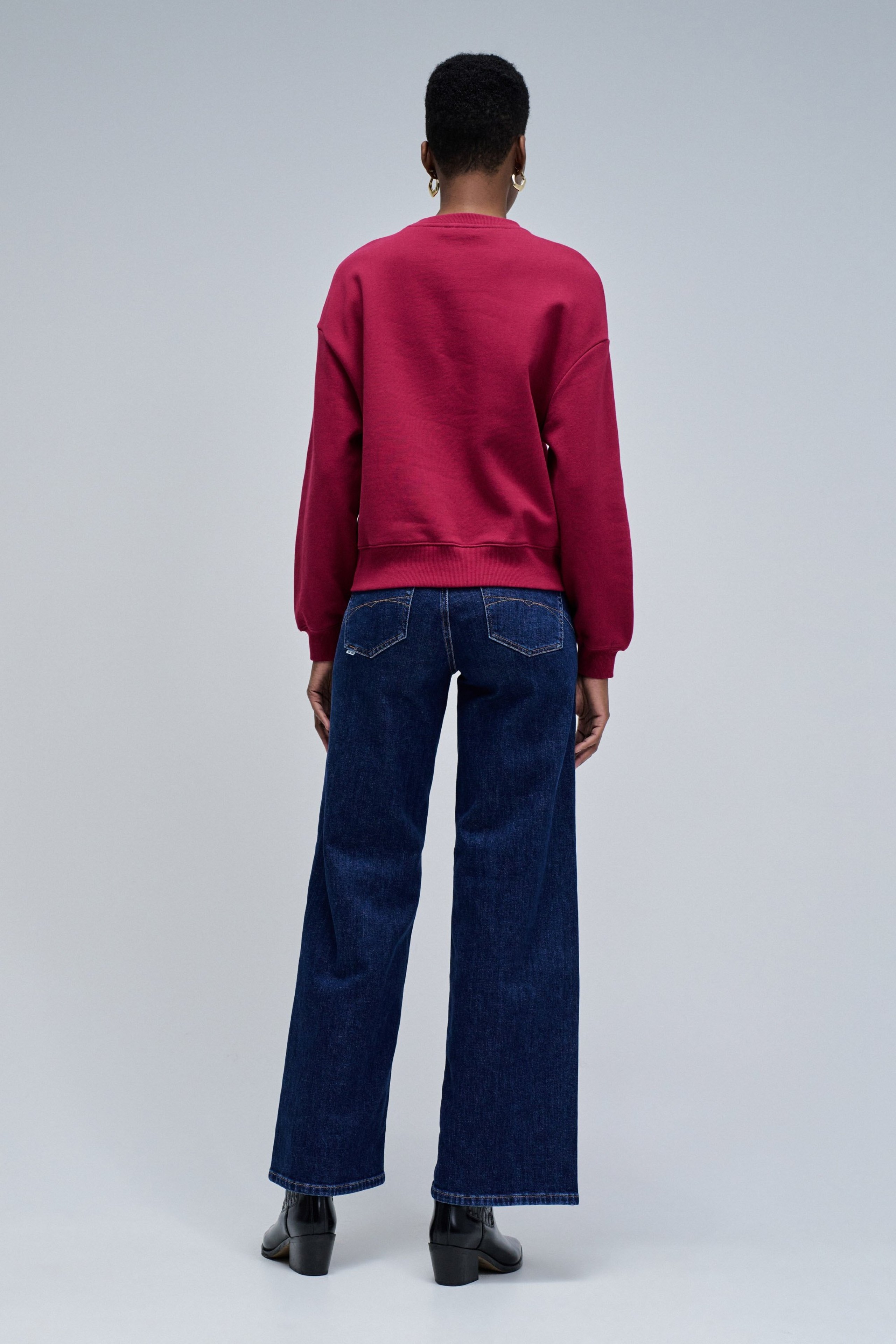 CAMISOLA DE FELPA COM BRANDING