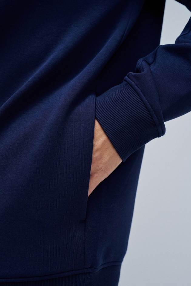 SWEATSHIRT WITH BRANDING