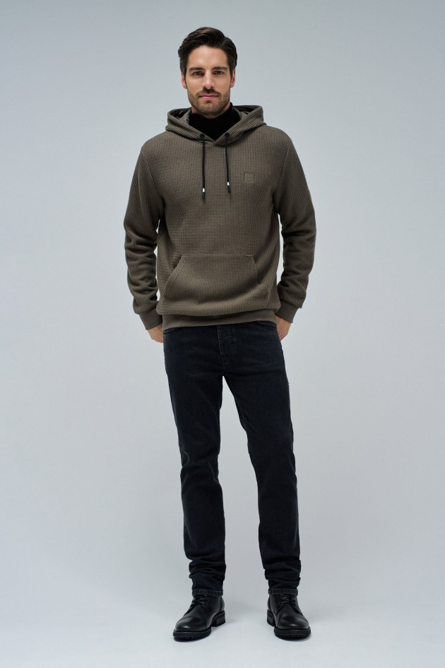 TEXTURED KNIT HOODIE