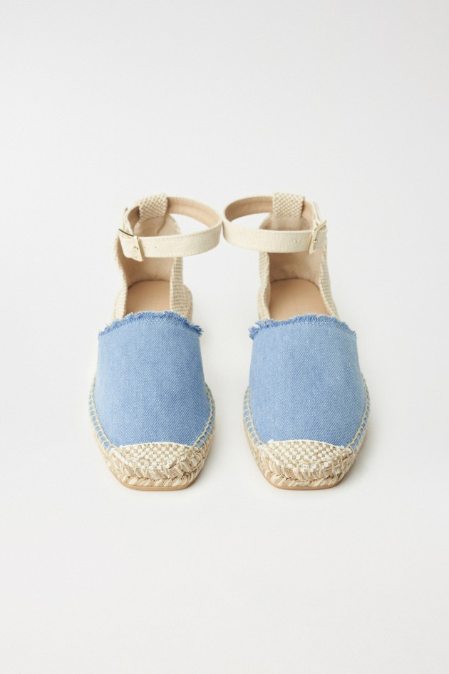 FLACHE ESPADRILLES AUS DENIM