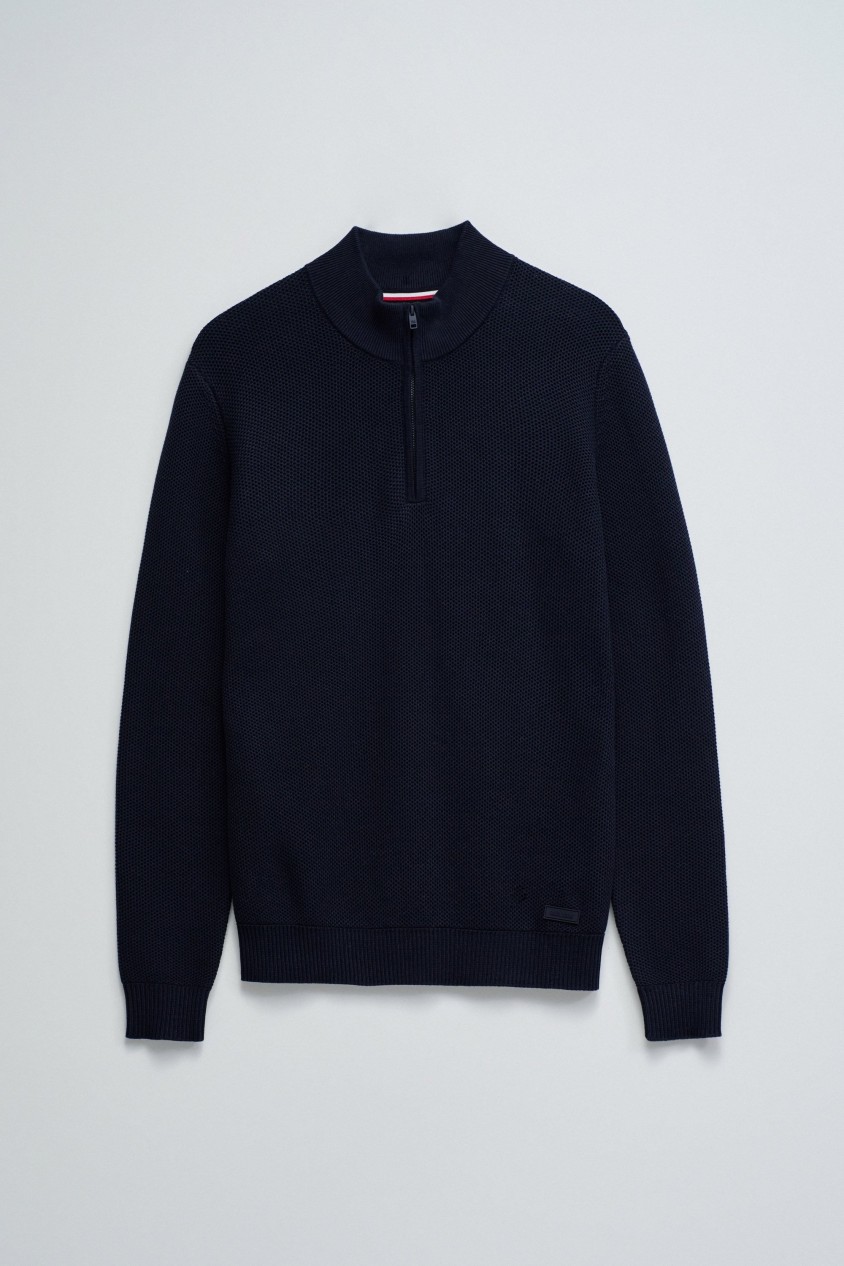 PULL À MAILLE AVEC DEMI-FERMETURE