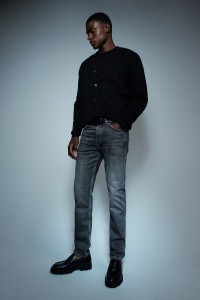 SLIM FIT JEANS