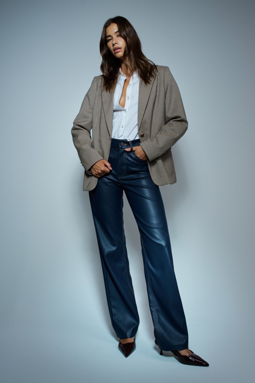 FAITH PUSH IN STRAIGHT LEATHER EFFECT JEANS