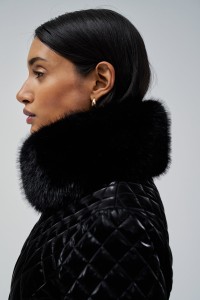 KISSENJACKE MIT SAMTEFFEKT