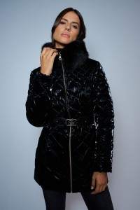 KISSENJACKE MIT SAMTEFFEKT