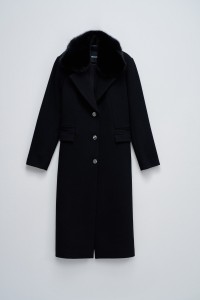 WOOLLEN COAT WITH FUR COLLAR