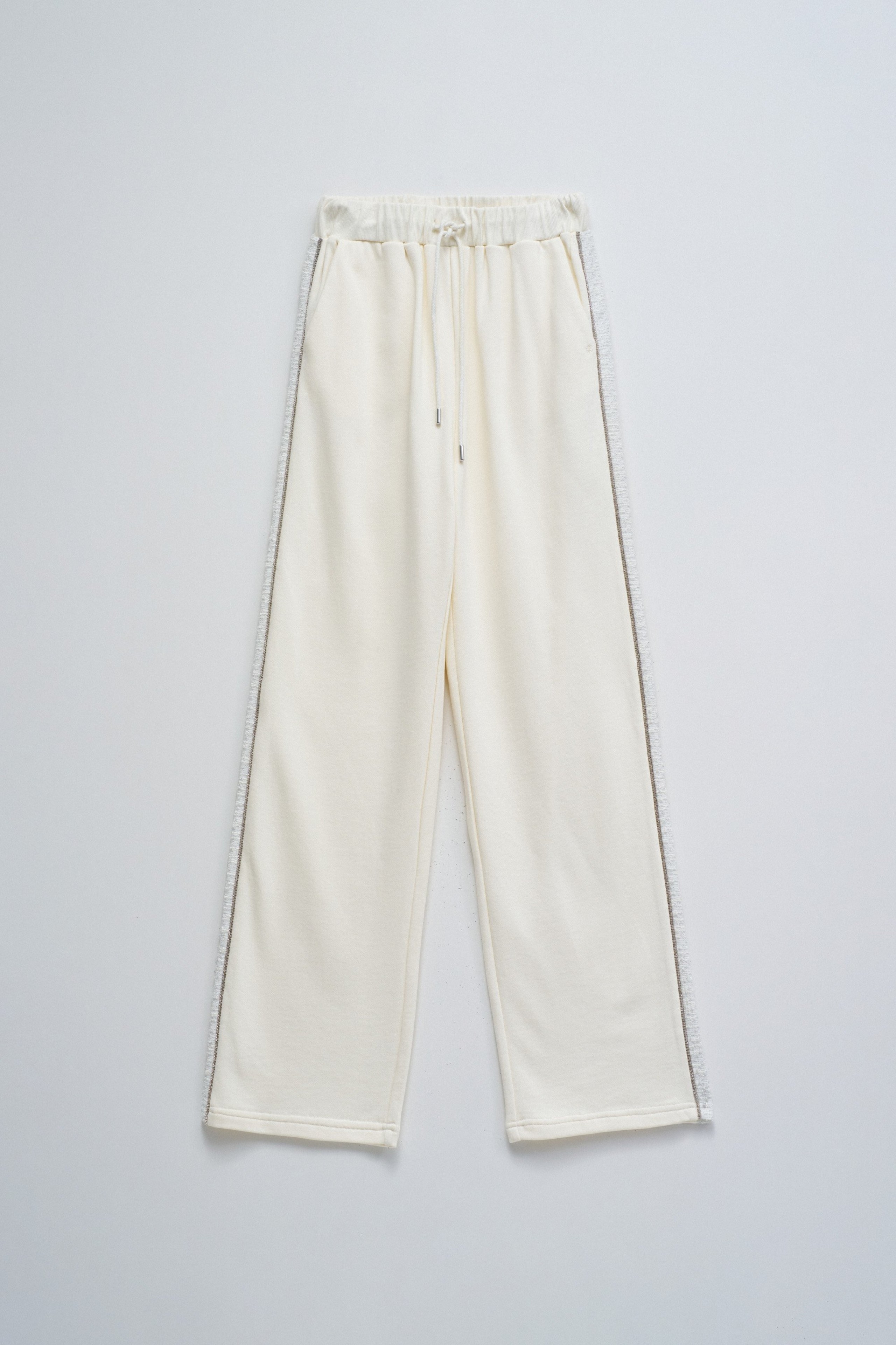 CALÇAS JOGGERS COM PERNA STRAIGHT