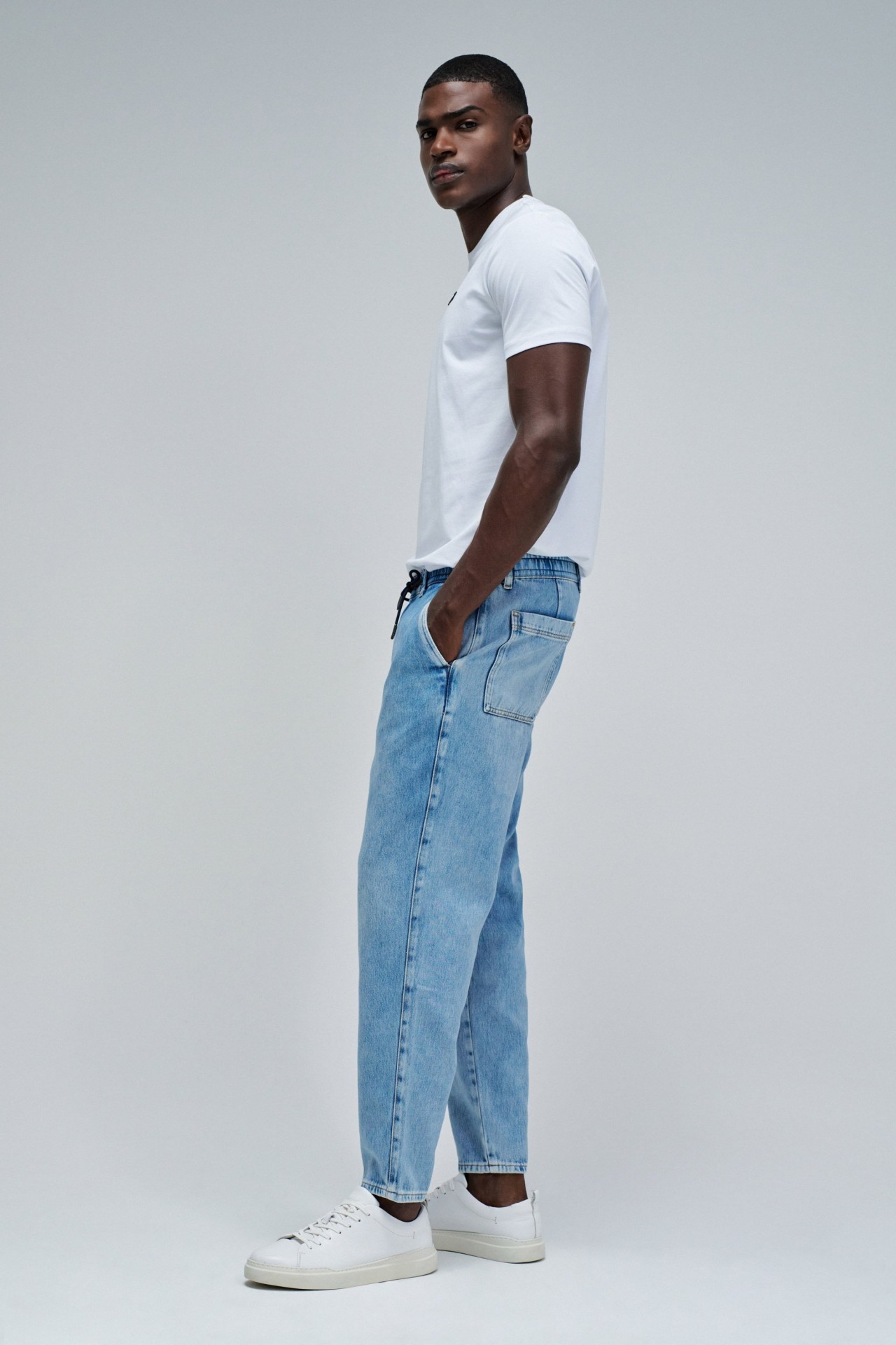 PANTALONES JOGGERS REGULAR FIT