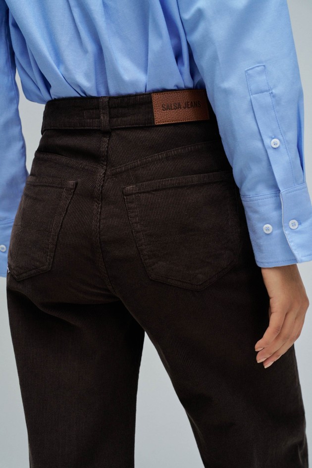 WIDE LEG JEANS AUS CORD