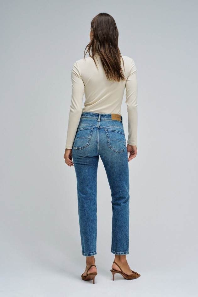 FAITH PUSH IN CROPPED SLIM JEANS