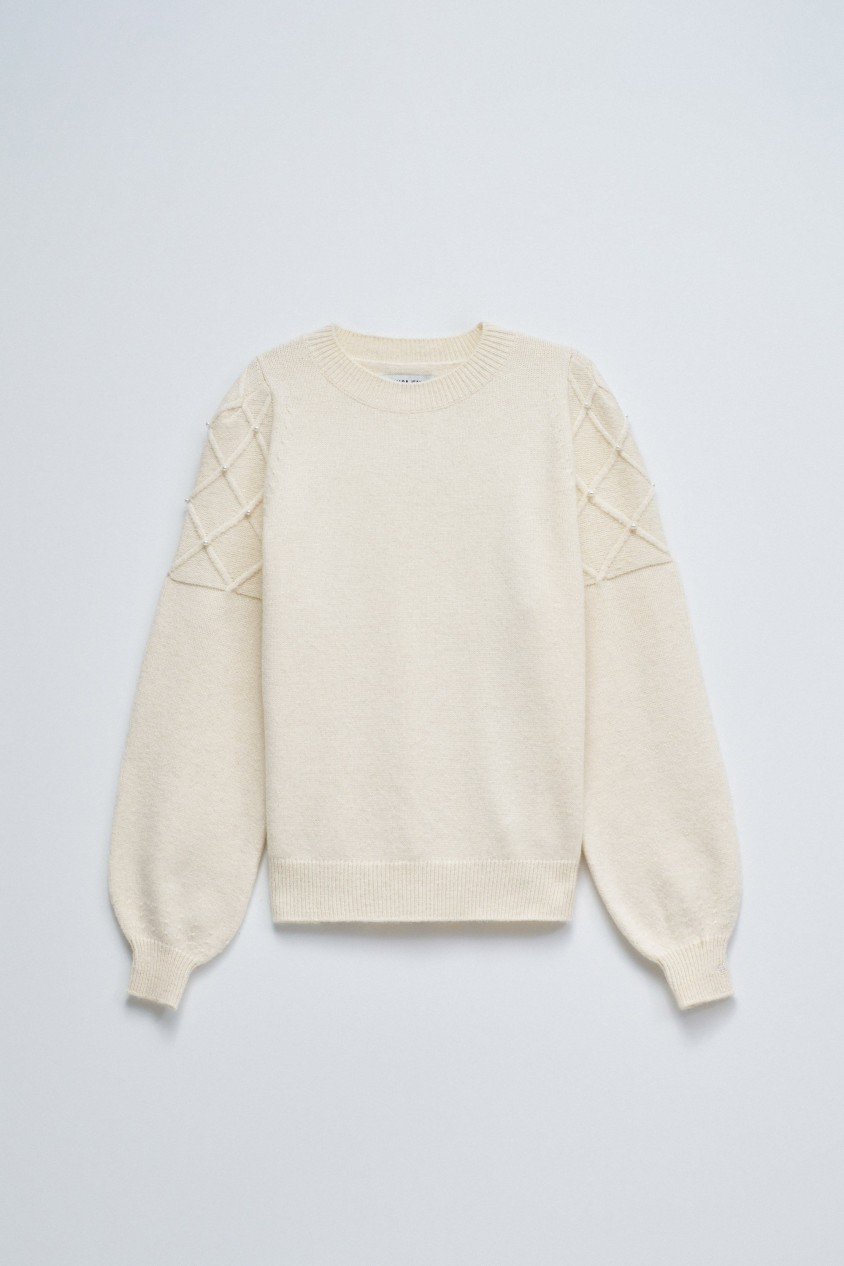 CAMISOLA DE MALHA COM PÉROLAS