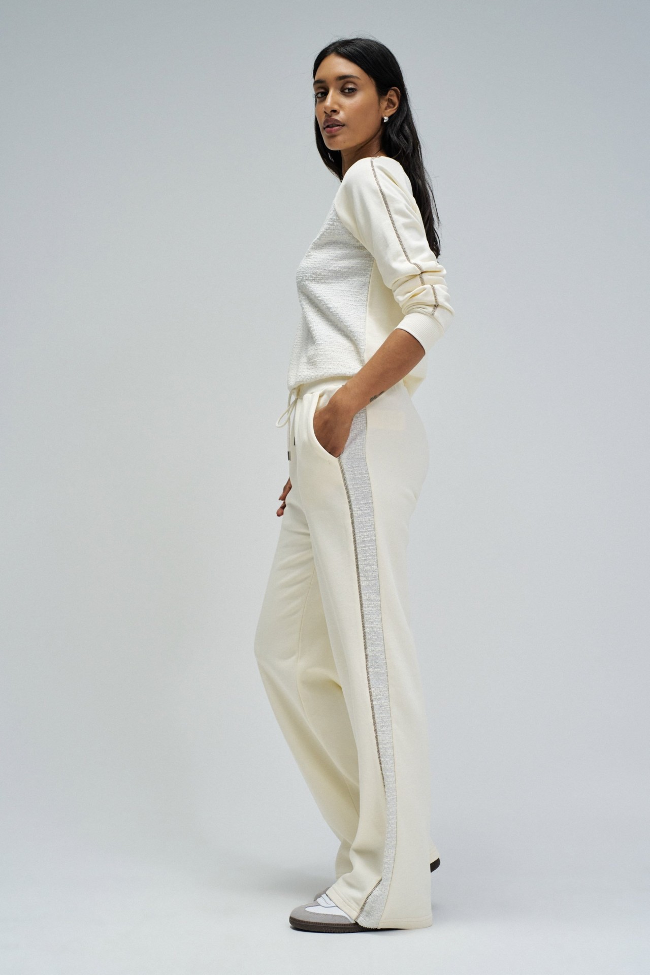 JOGGERS WITH STRAIGHT LEG TROUSERS