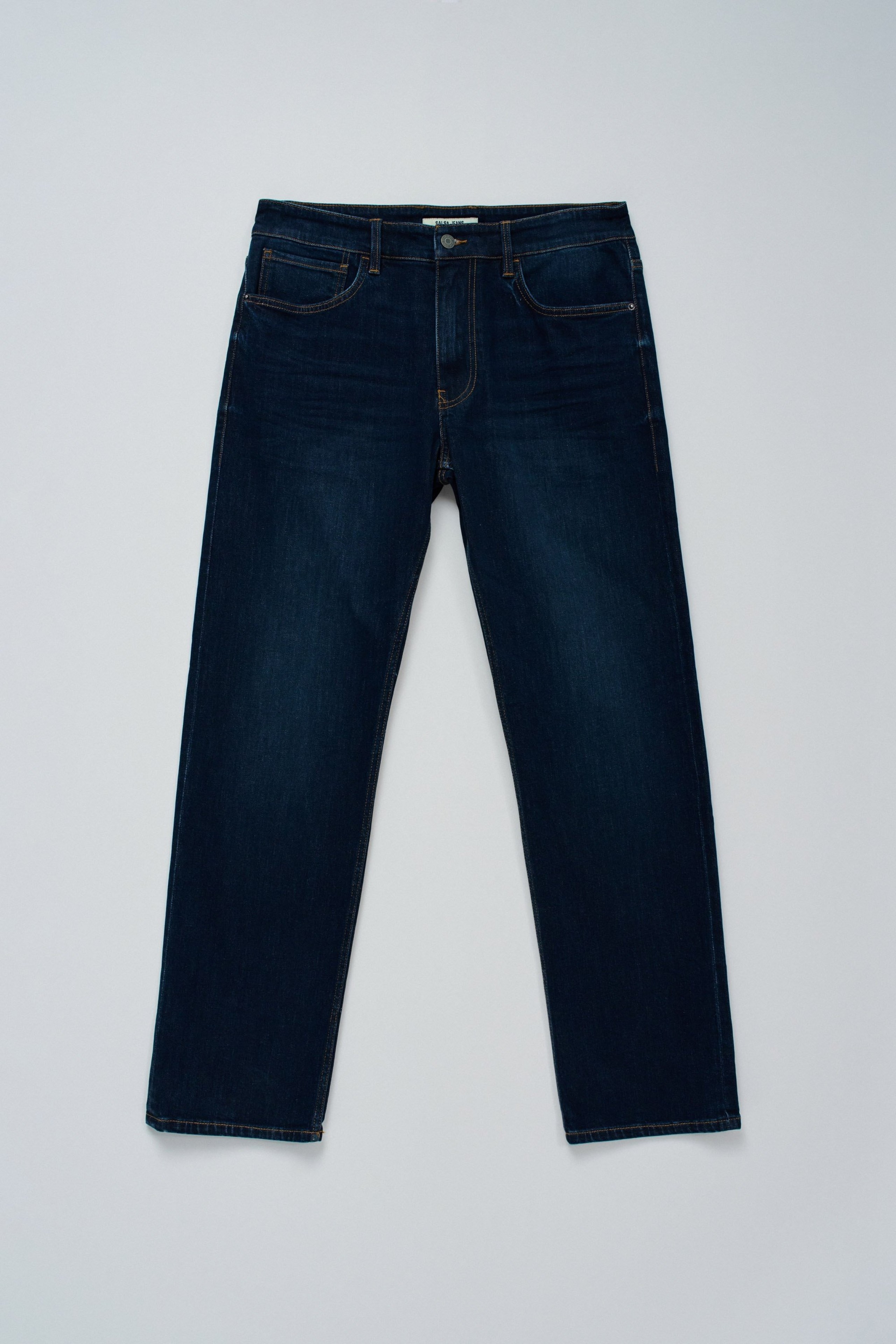 STRAIGHT FIT JEANS