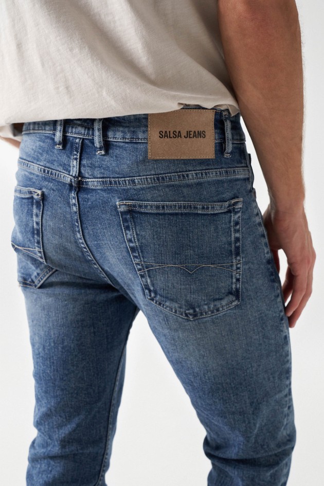 SLIM FIT VINTAGE WASH JEANS