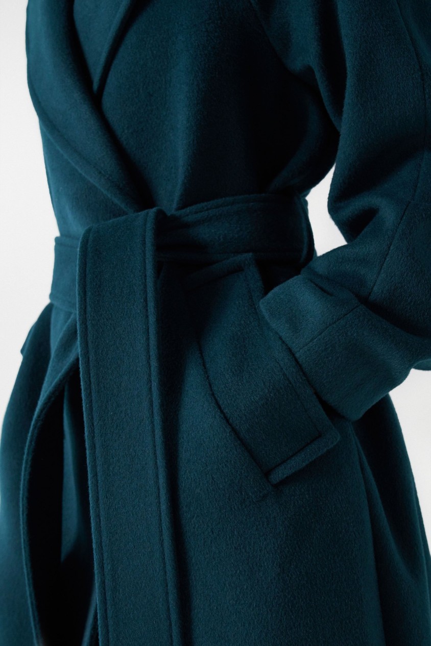 ABRIGO DE PAÑO DE LANA