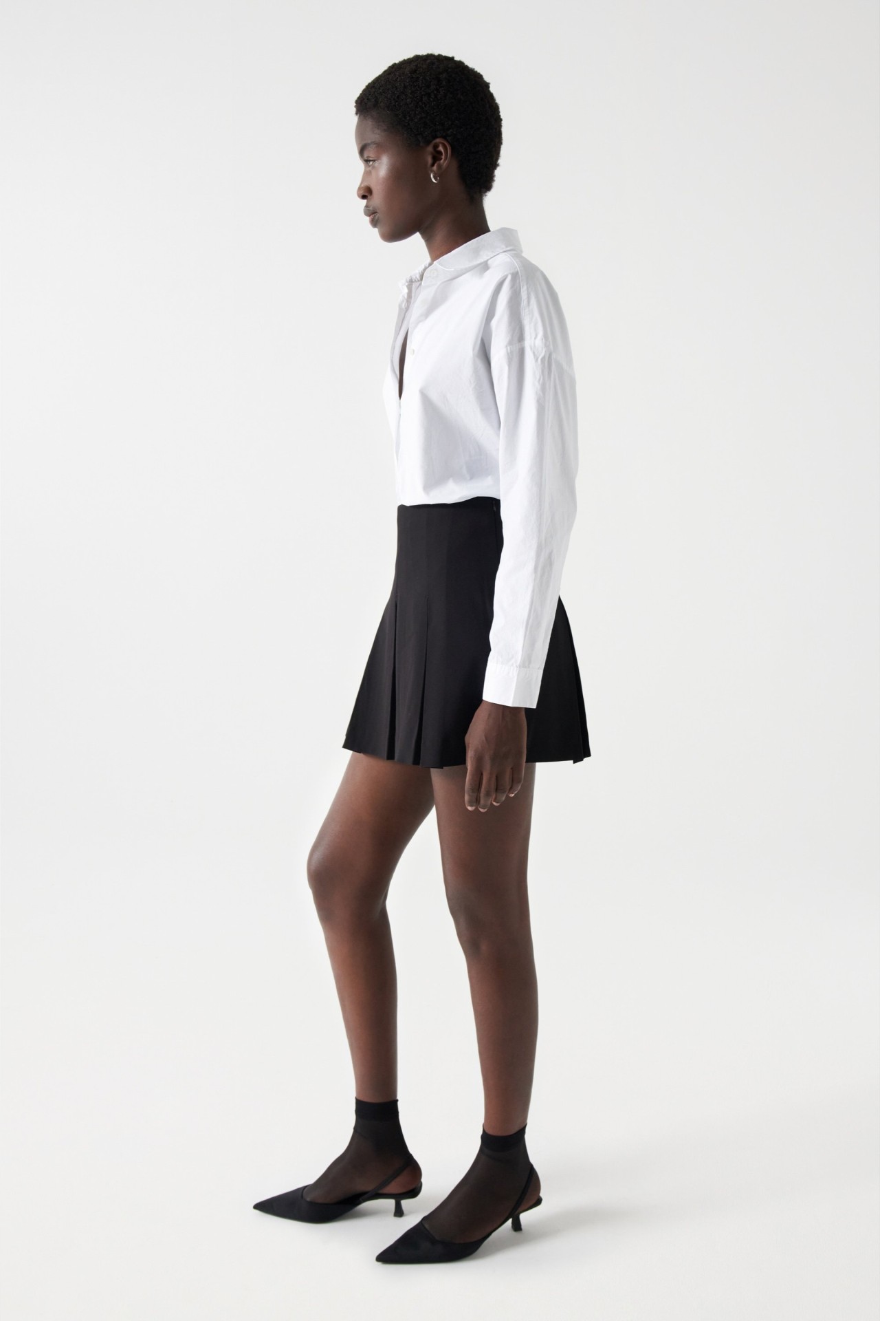 PLEATED FABRIC SKORT