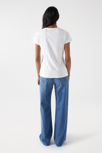 T-SHIRT COM BRANDING