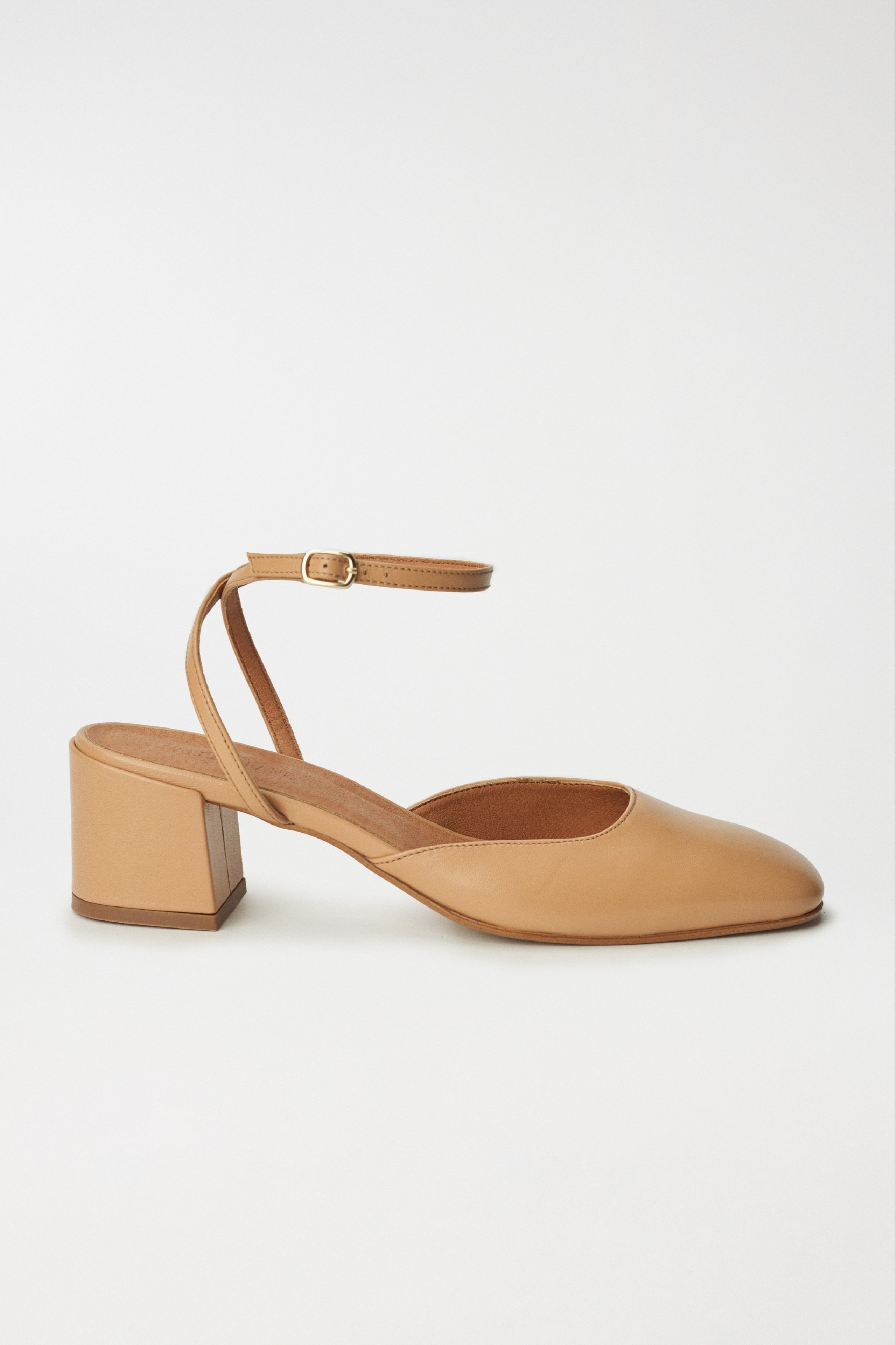 LEATHER BLOCK-HEEL SHOE, LIGHT BEIGE