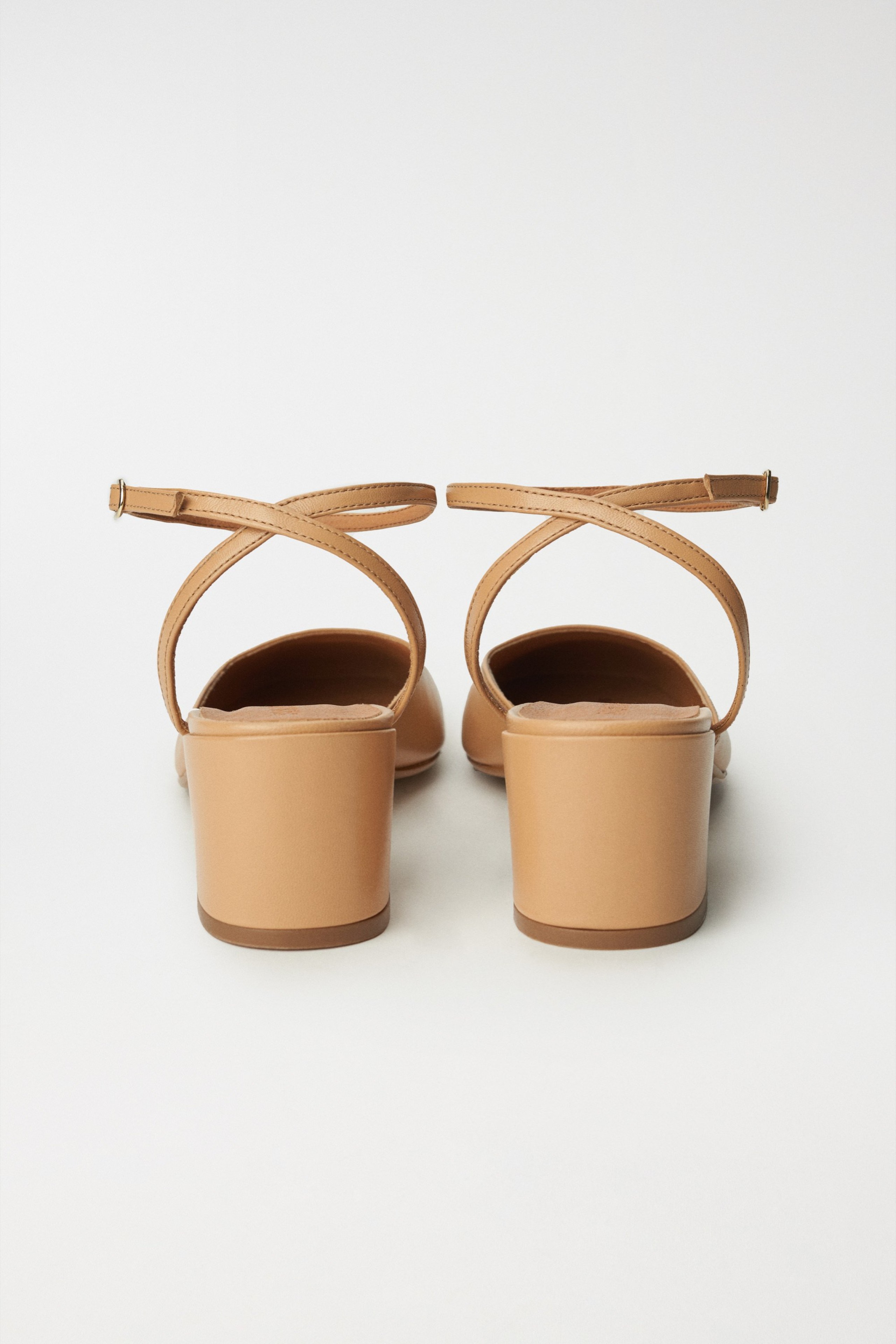 LEATHER BLOCK-HEEL SHOE, LIGHT BEIGE