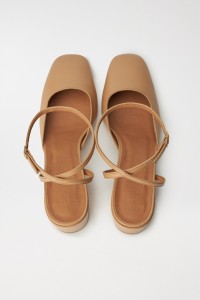 LEATHER BLOCK-HEEL SHOE, LIGHT BEIGE LEATHER BLOCK-HEEL SHOE, LIGHT BEIGE