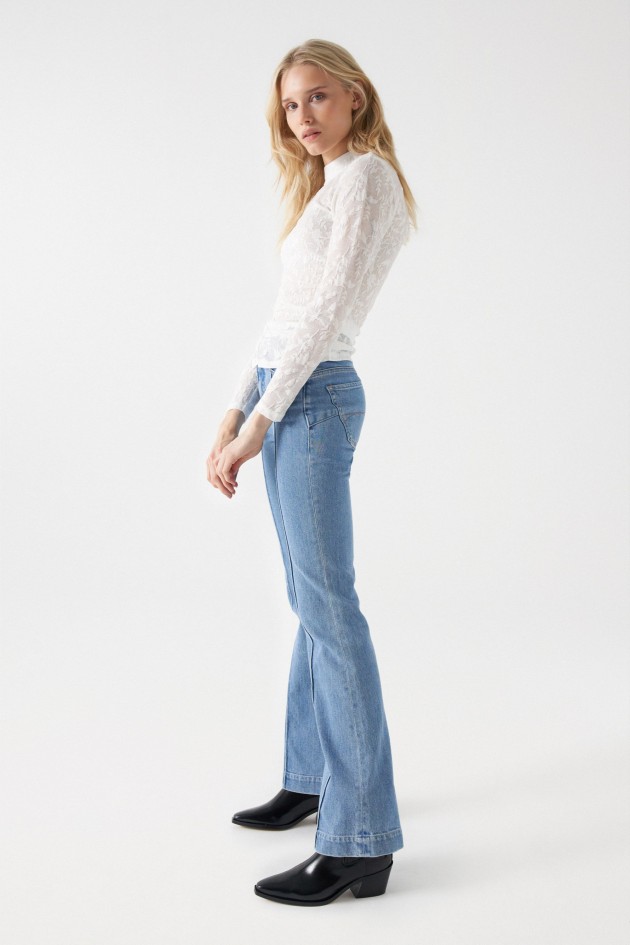 CAMISETA DE MATERIAL CON TEXTURA