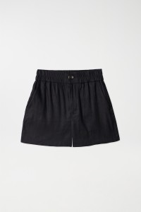 LEINEN-SHORTS