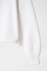 SWEATSHIRT WITH FLORAL DETAIL