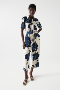 OVERALL MIT BLUMENDRUCK