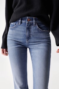 FAITH FLARE PREMIUM , MEDIUM WASH