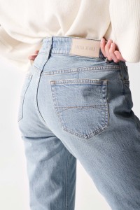 TRUE SLIM PREMIUM , MEDIUM LIGHT