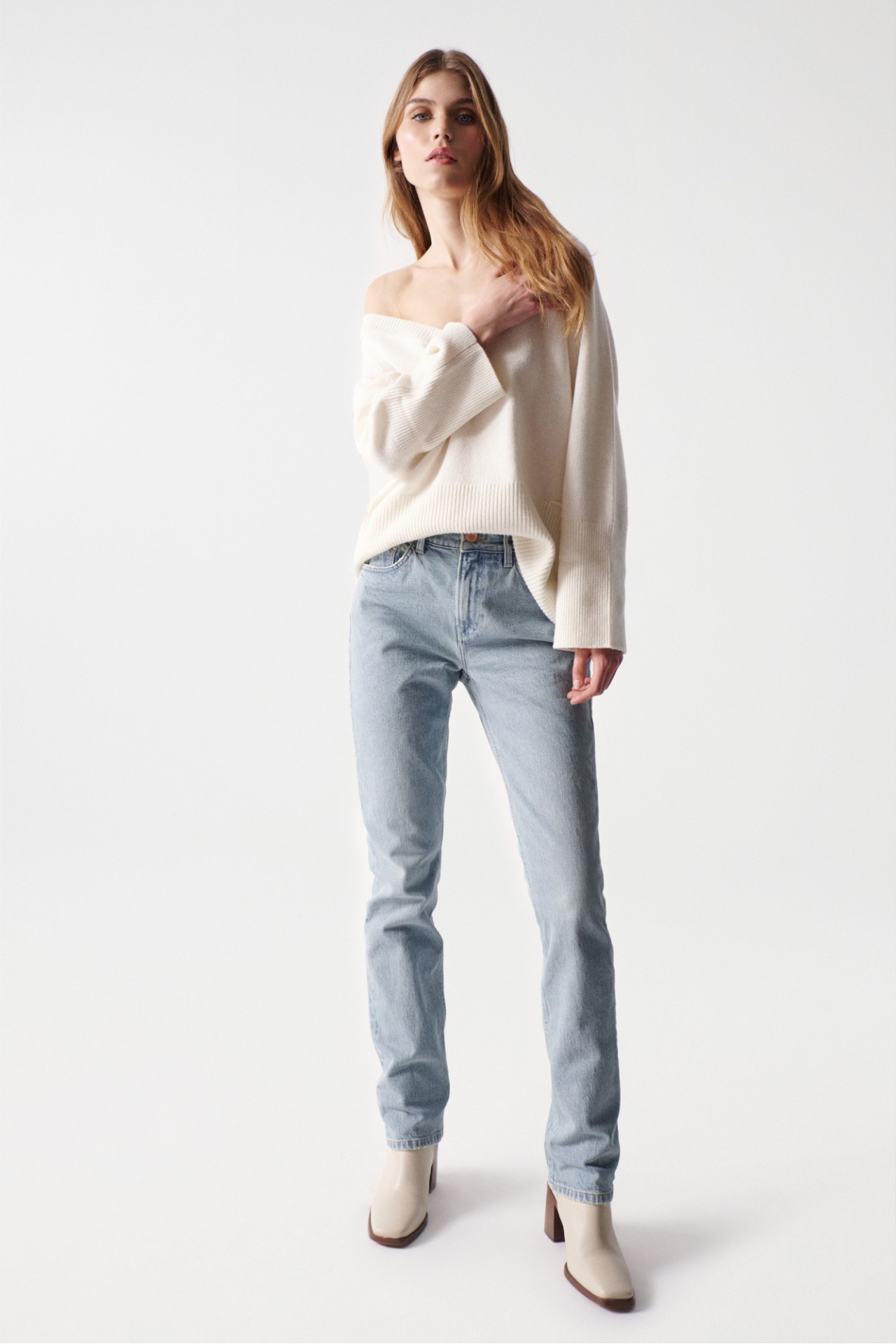 TRUE SLIM PREMIUM , MEDIUM LIGHT