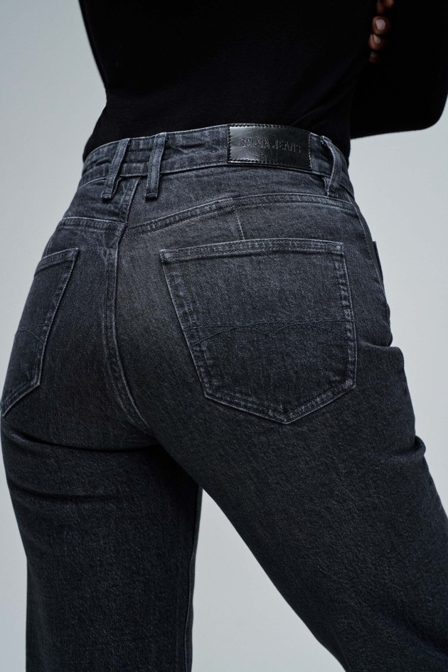 TRUE STRAIGHT JEANS
