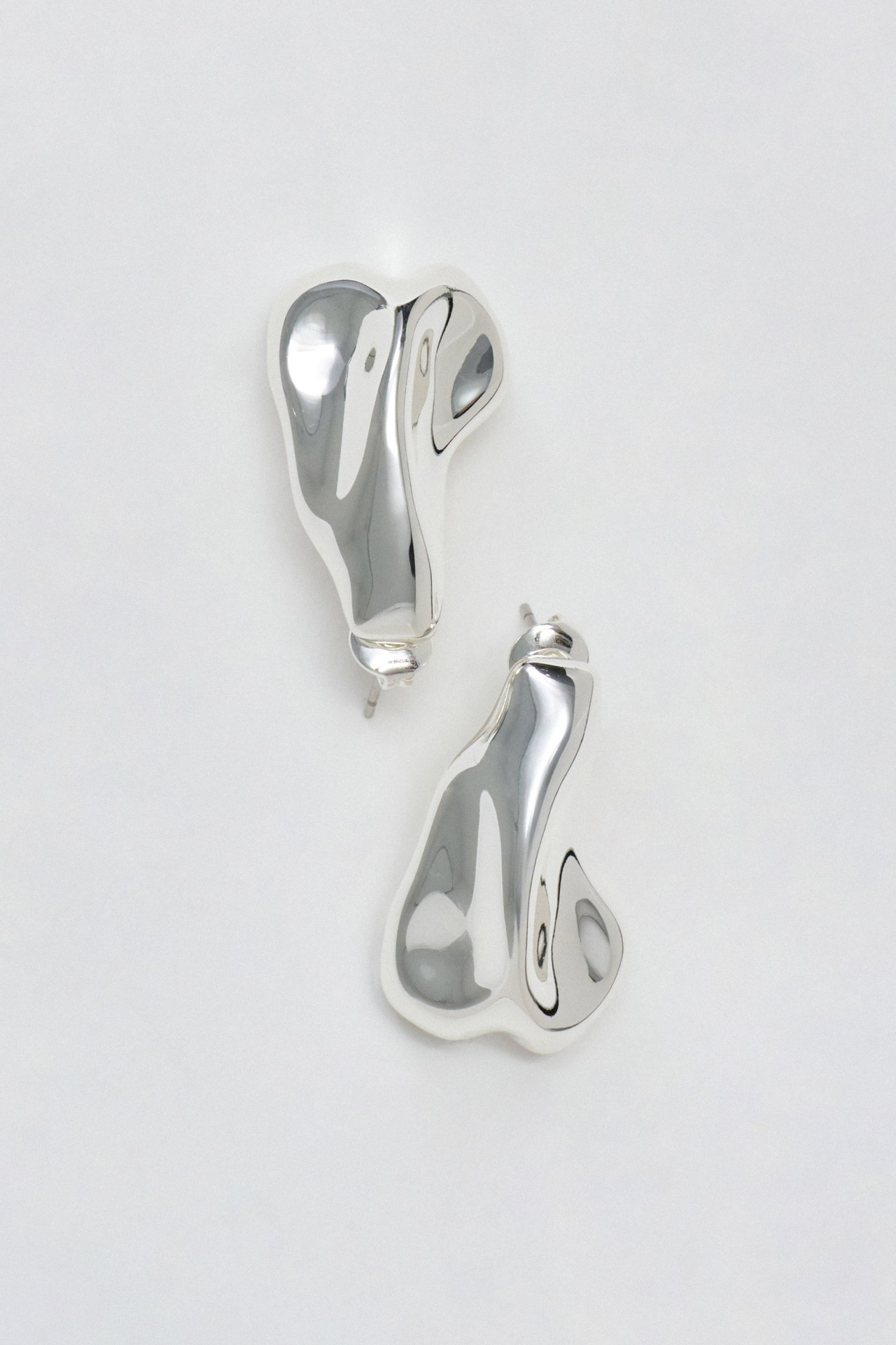 DROP EARRINGS WITH TEXTURE