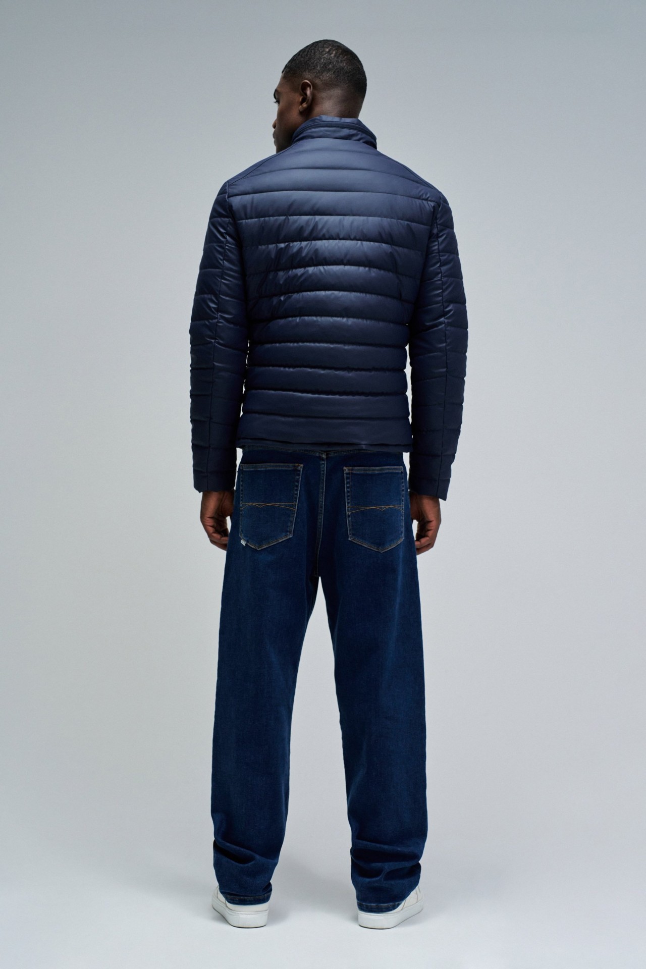 PUFFER JACKE LEDER-EFFEKT