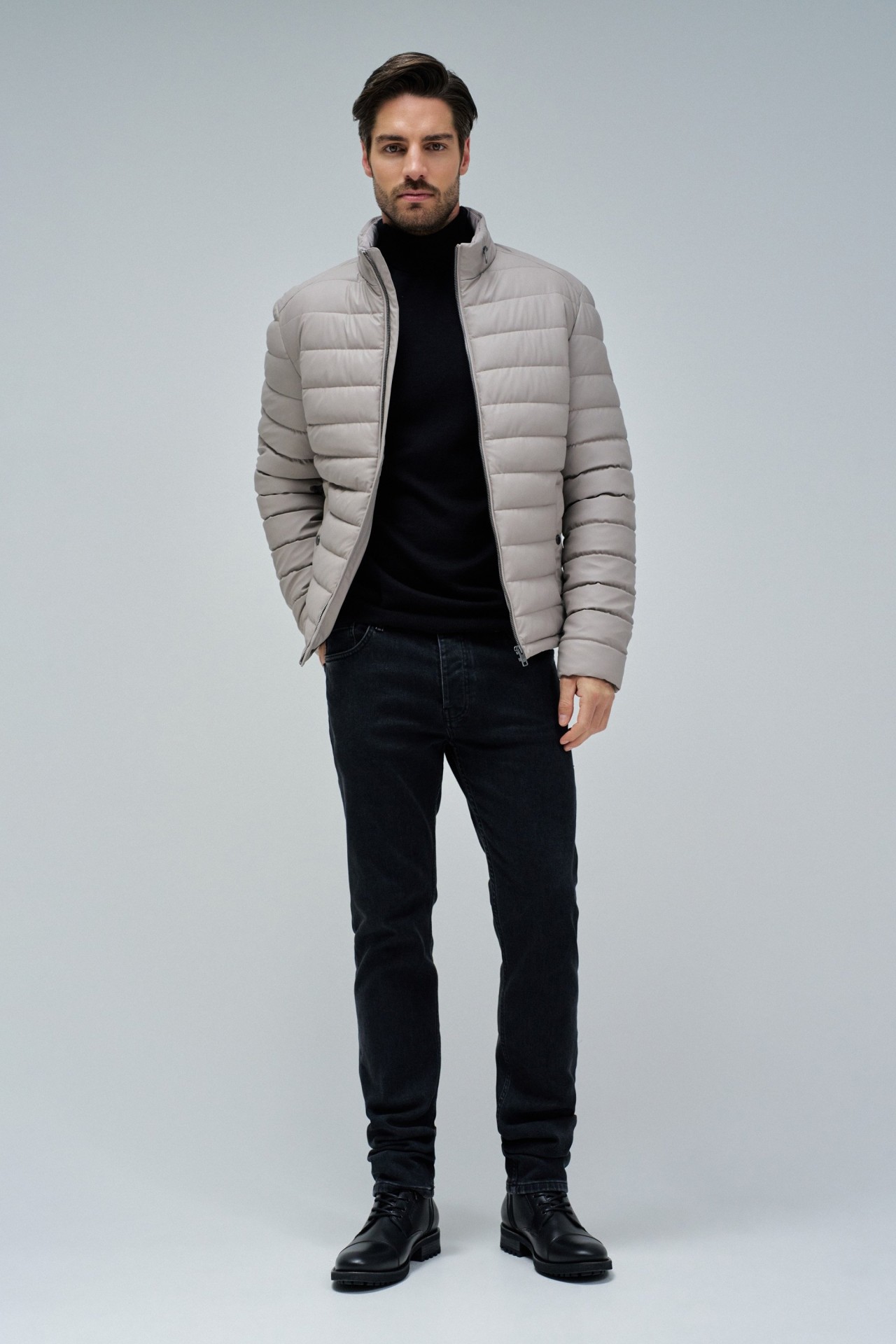 PUFFER JACKE LEDEREFFEKT