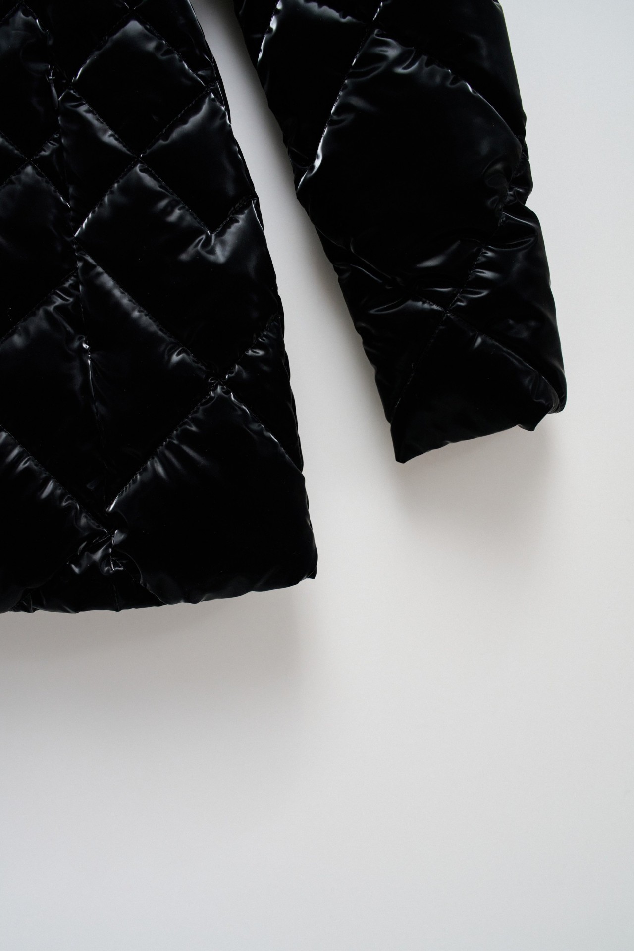 VELVET EFFECT PUFFER COAT