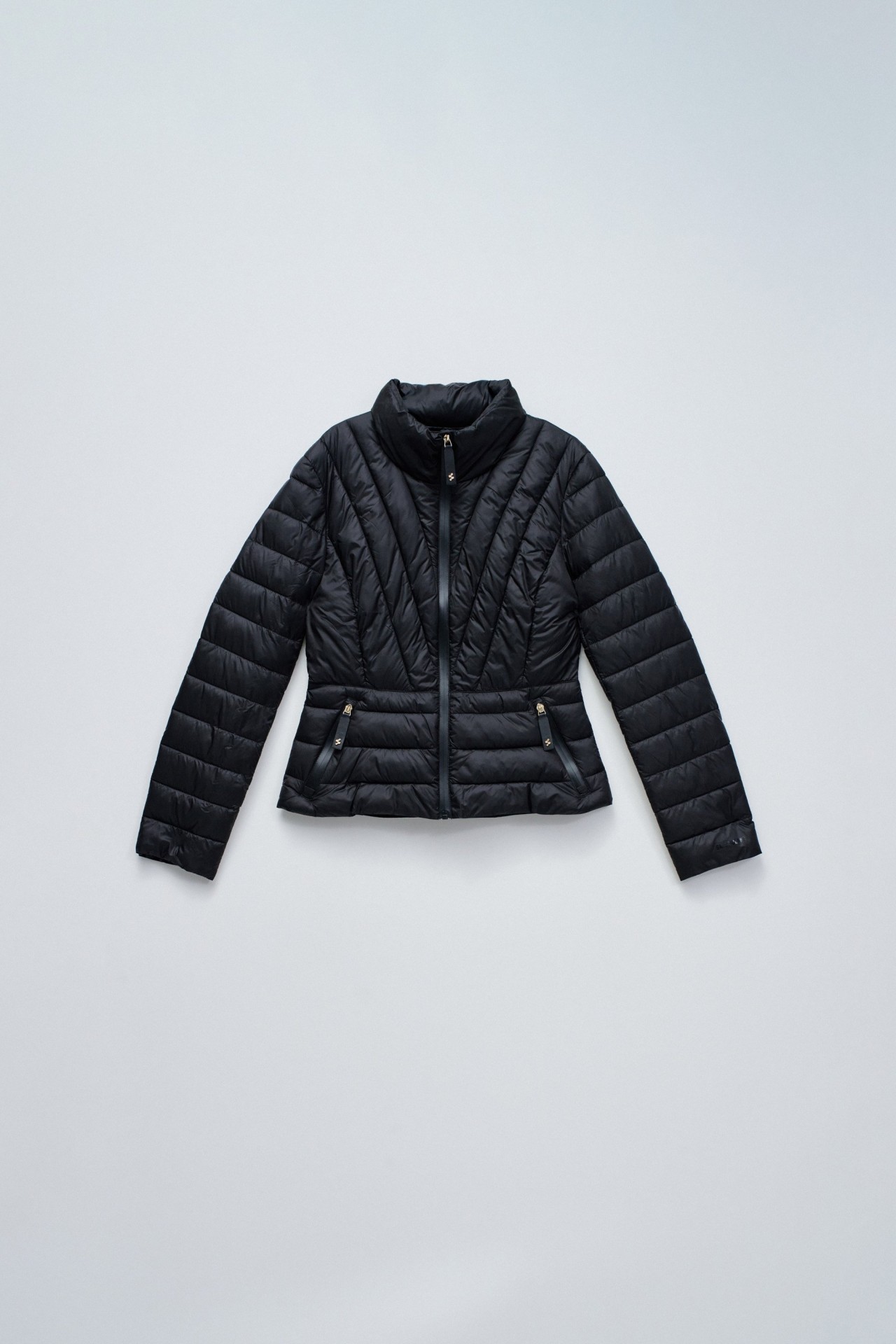 SHORT PUFFER JACKET