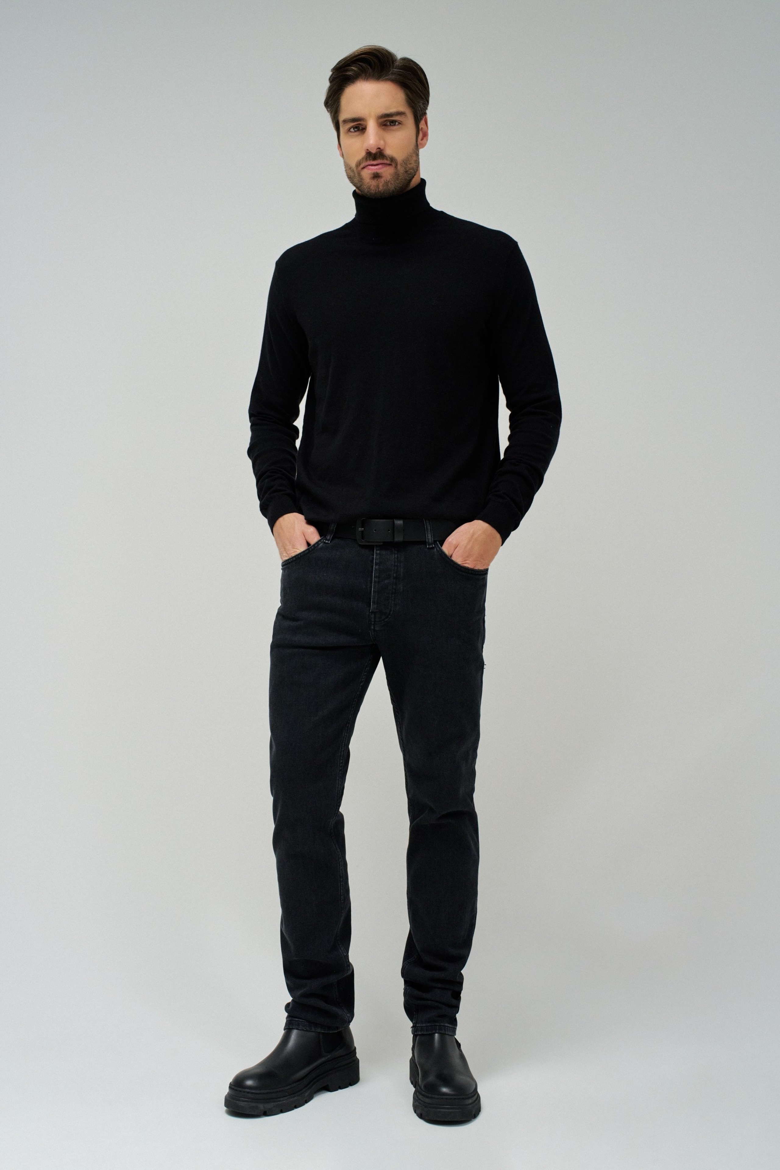 REGULAR S-REPEL JEANS