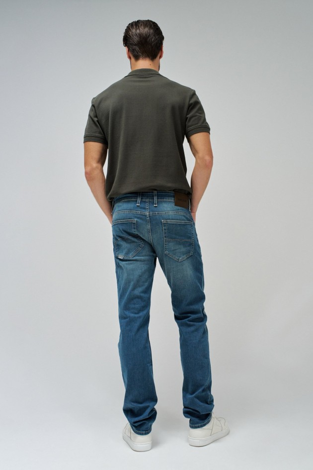 REGULAR FIT JEANS